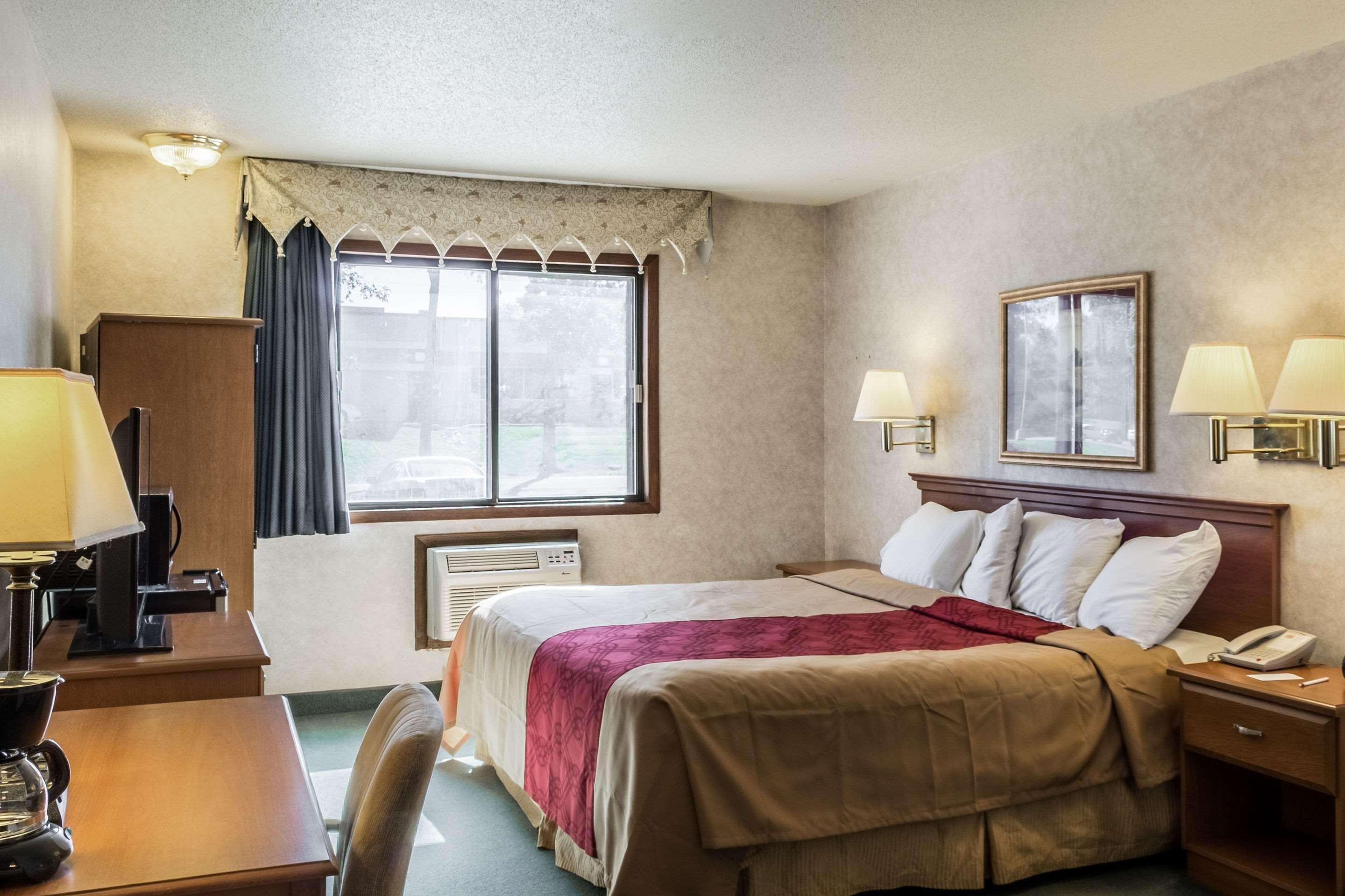 Econo Lodge North Су-Фолс Екстер'єр фото